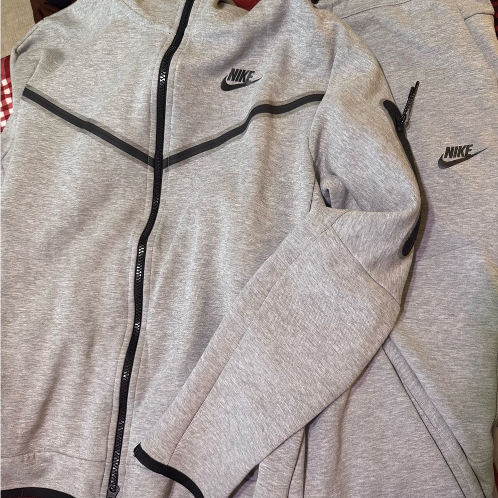 Nike tech Gray Zip-Up Jacket